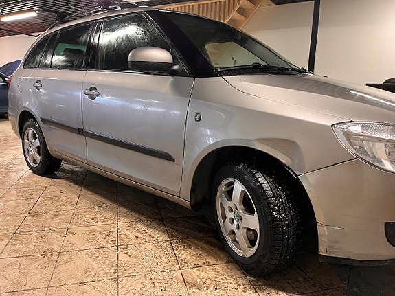 Skoda Fabia 6 of 23