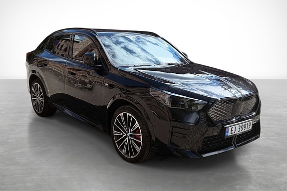 BMW iX2 3 of 23