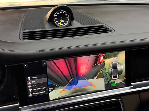Porsche Panamera 4 19 of 22