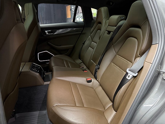 Porsche Panamera 4 21 of 22