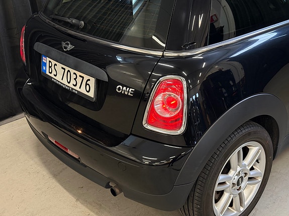 MINI One 8 of 30