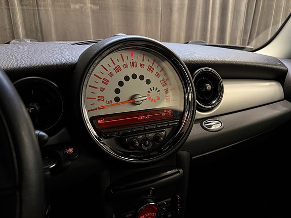 MINI One 24 of 30