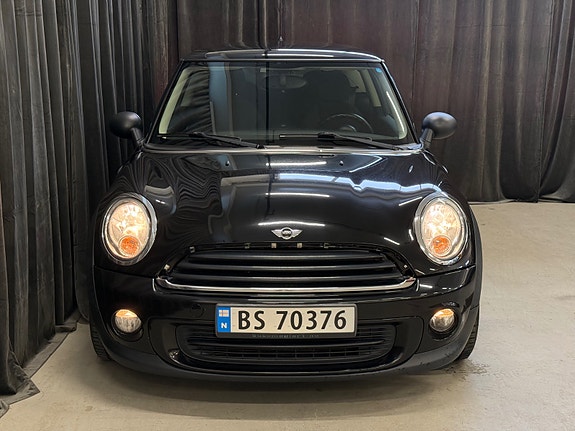 MINI One 13 of 30