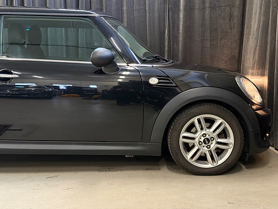 MINI One 12 of 30
