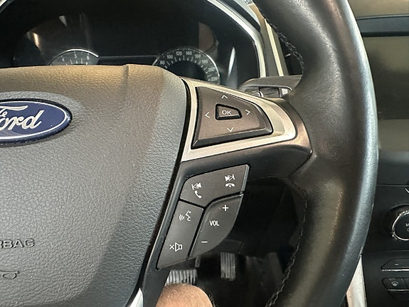 Ford S-MAX 20 of 25