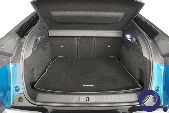 Peugeot e-3008 24 of 25