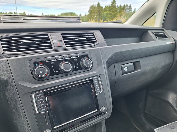 Volkswagen Caddy Maxi 8 of 8