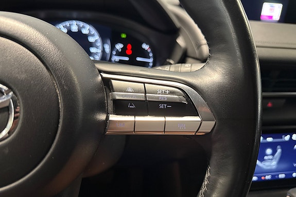 Mazda MX-30 17 of 19