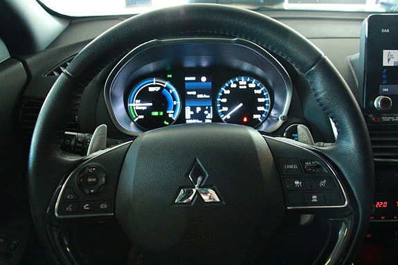 Mitsubishi Eclipse Cross 8 of 20