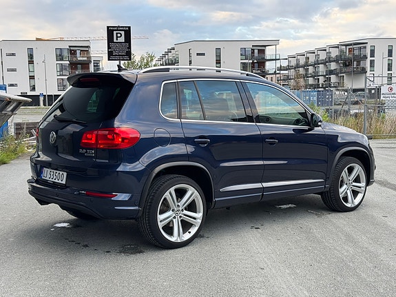 Volkswagen Tiguan 3 of 5