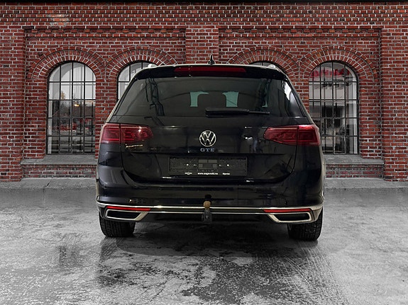 Volkswagen Passat 5 of 5
