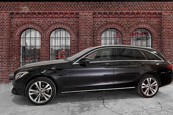 Mercedes-Benz C220 d 9 of 21