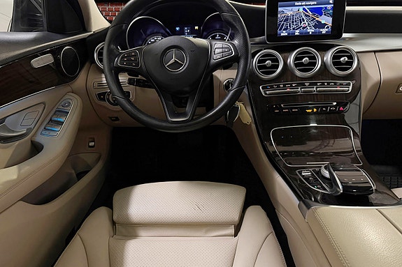 Mercedes-Benz C220 d 13 of 21