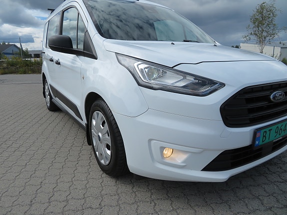 Ford Transit Connect 11 of 30