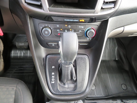 Ford Transit Connect 30 of 30