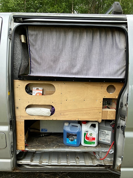 Toyota HiAce 5 of 5