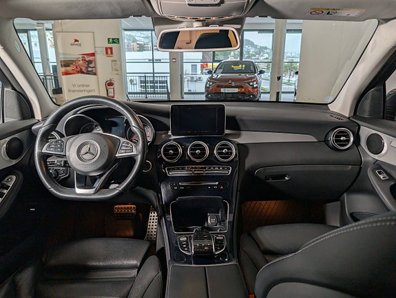Mercedes-Benz GLC220 d 6 of 26