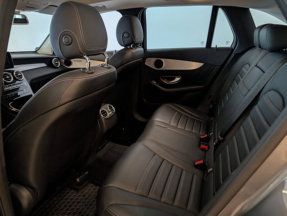 Mercedes-Benz GLC220 d 21 of 26