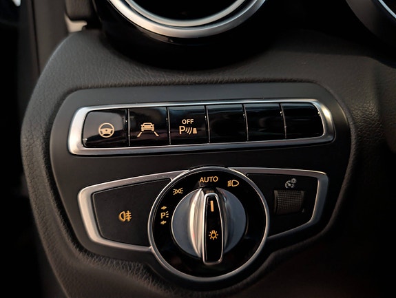 Mercedes-Benz GLC220 d 20 of 26