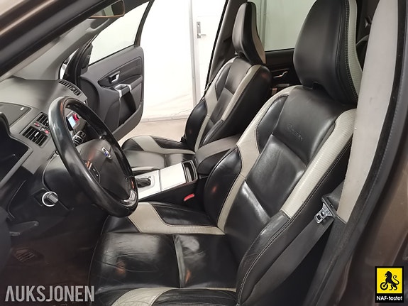 Volvo XC90 27 of 30
