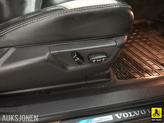 Volvo XC90 23 of 30