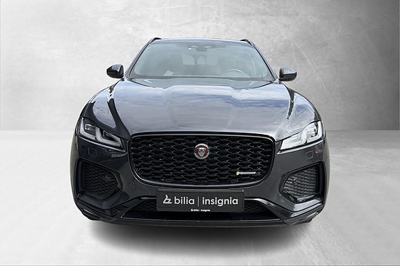 Jaguar F-PACE 2 of 18
