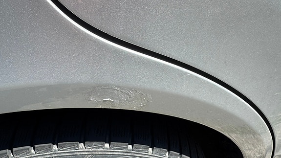 Mercedes-Benz E220 9 of 30
