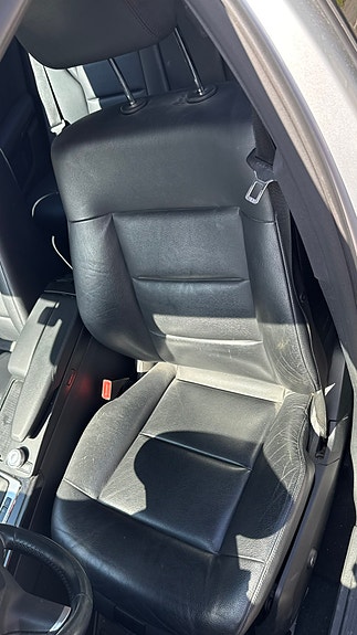 Mercedes-Benz E220 18 of 30