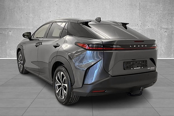 Lexus RZ450e 3 of 20