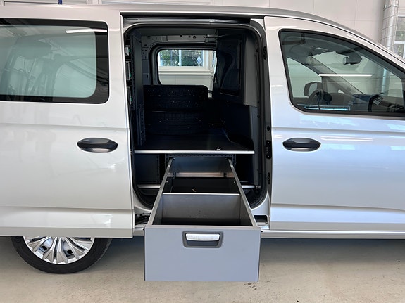 Volkswagen Caddy Maxi 9 of 30