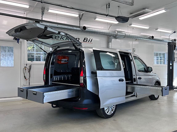 Volkswagen Caddy Maxi 13 of 30