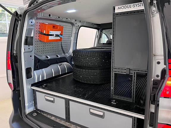 Volkswagen Caddy Maxi 20 of 30