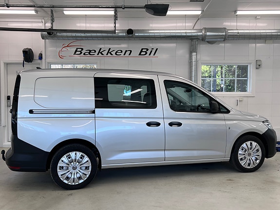 Volkswagen Caddy Maxi 12 of 30