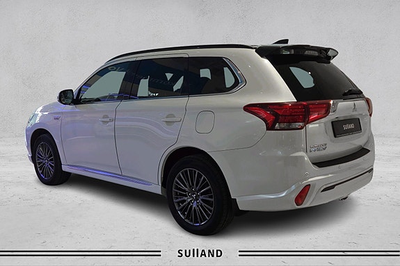 Mitsubishi Outlander 3 of 20