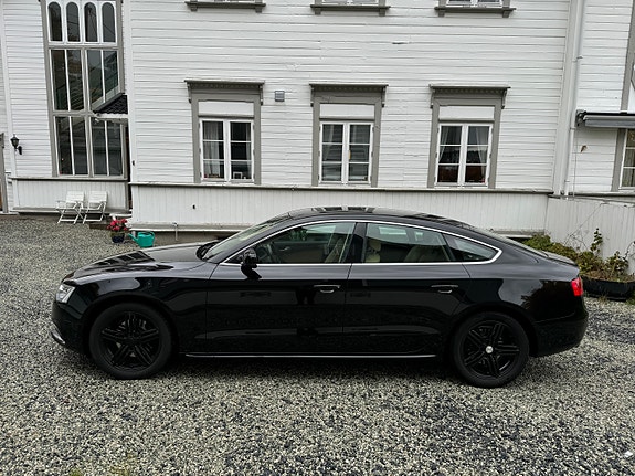 Audi A5 2 of 5