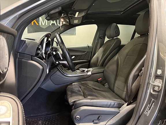 Mercedes-Benz GLC350 e 13 of 30