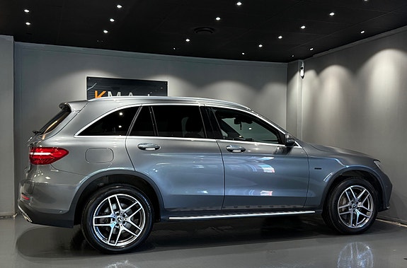 Mercedes-Benz GLC350 e 8 of 30