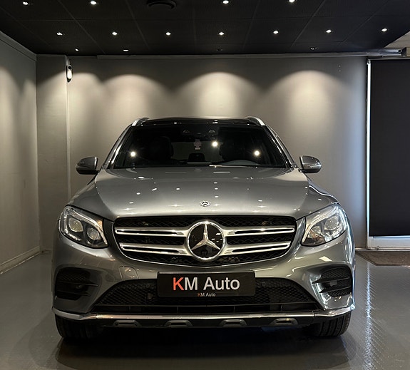 Mercedes-Benz GLC350 e 11 of 30