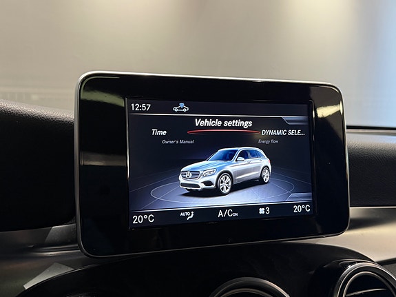 Mercedes-Benz GLC350 e 25 of 30