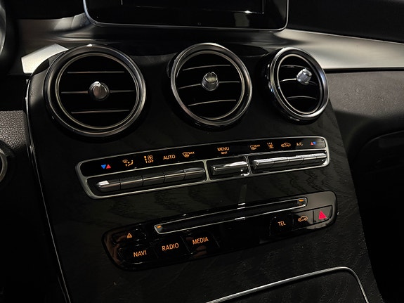 Mercedes-Benz GLC350 e 20 of 30