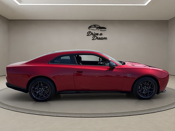 Dodge Charger 6 of 24