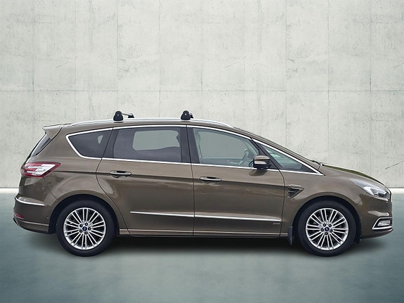 Ford S-MAX 4 of 5
