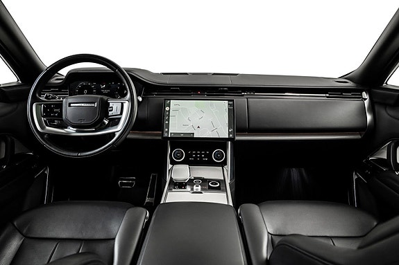 Land Rover Range Rover 10 of 30