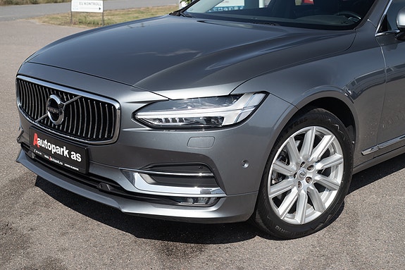 Volvo V90 13 of 30