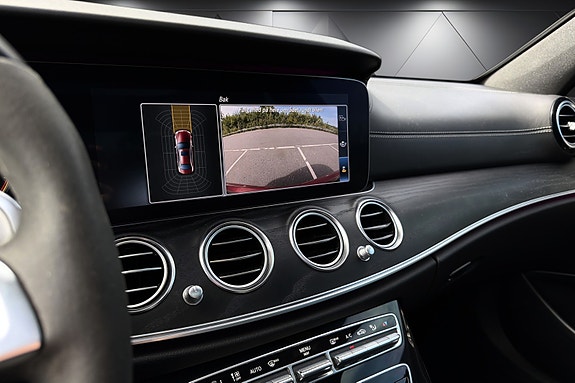 Mercedes-Benz E63 18 of 21