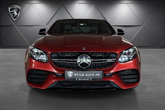Mercedes-Benz E63 2 of 21
