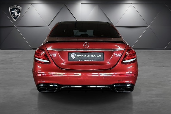 Mercedes-Benz E63 6 of 21