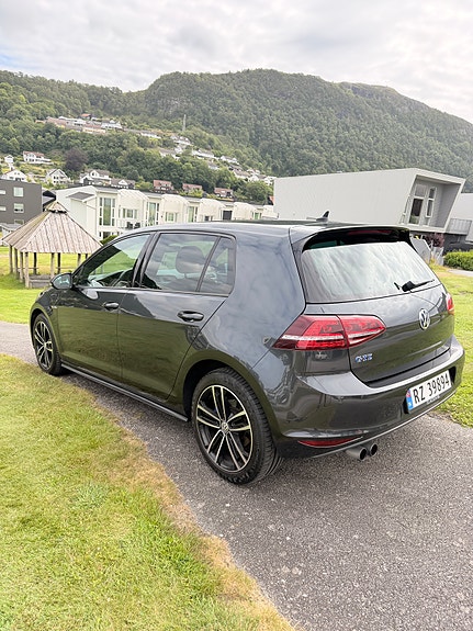 Volkswagen Golf VII 3 of 13