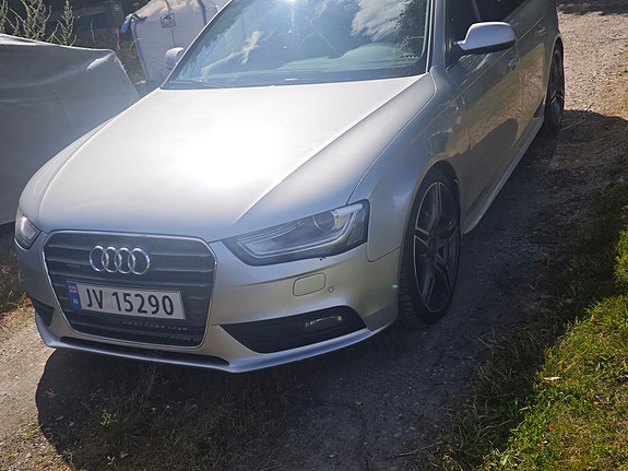 Audi A4 7 of 30