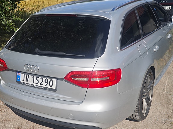 Audi A4 11 of 30